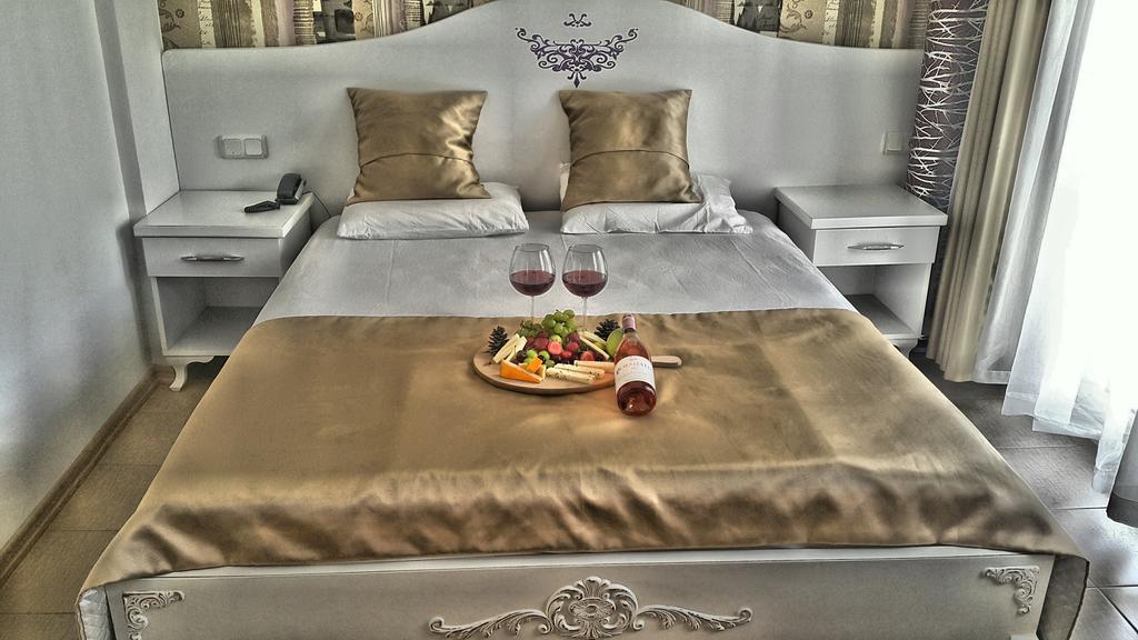Taner Otel Ölüdeniz Buitenkant foto