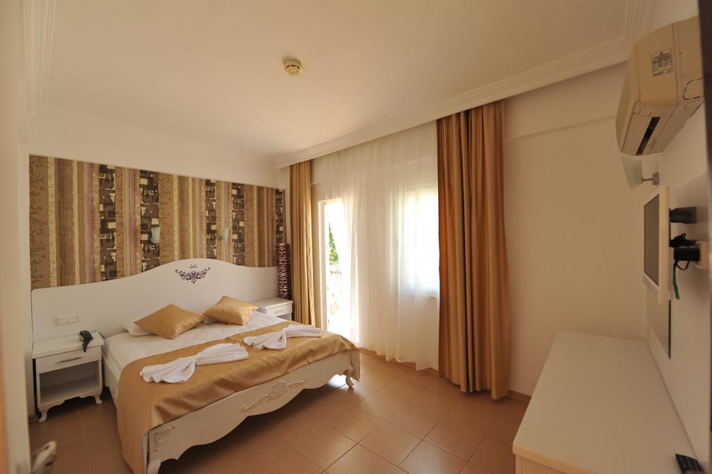 Taner Otel Ölüdeniz Buitenkant foto