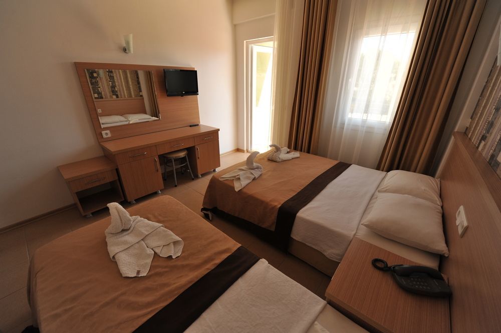 Taner Otel Ölüdeniz Buitenkant foto