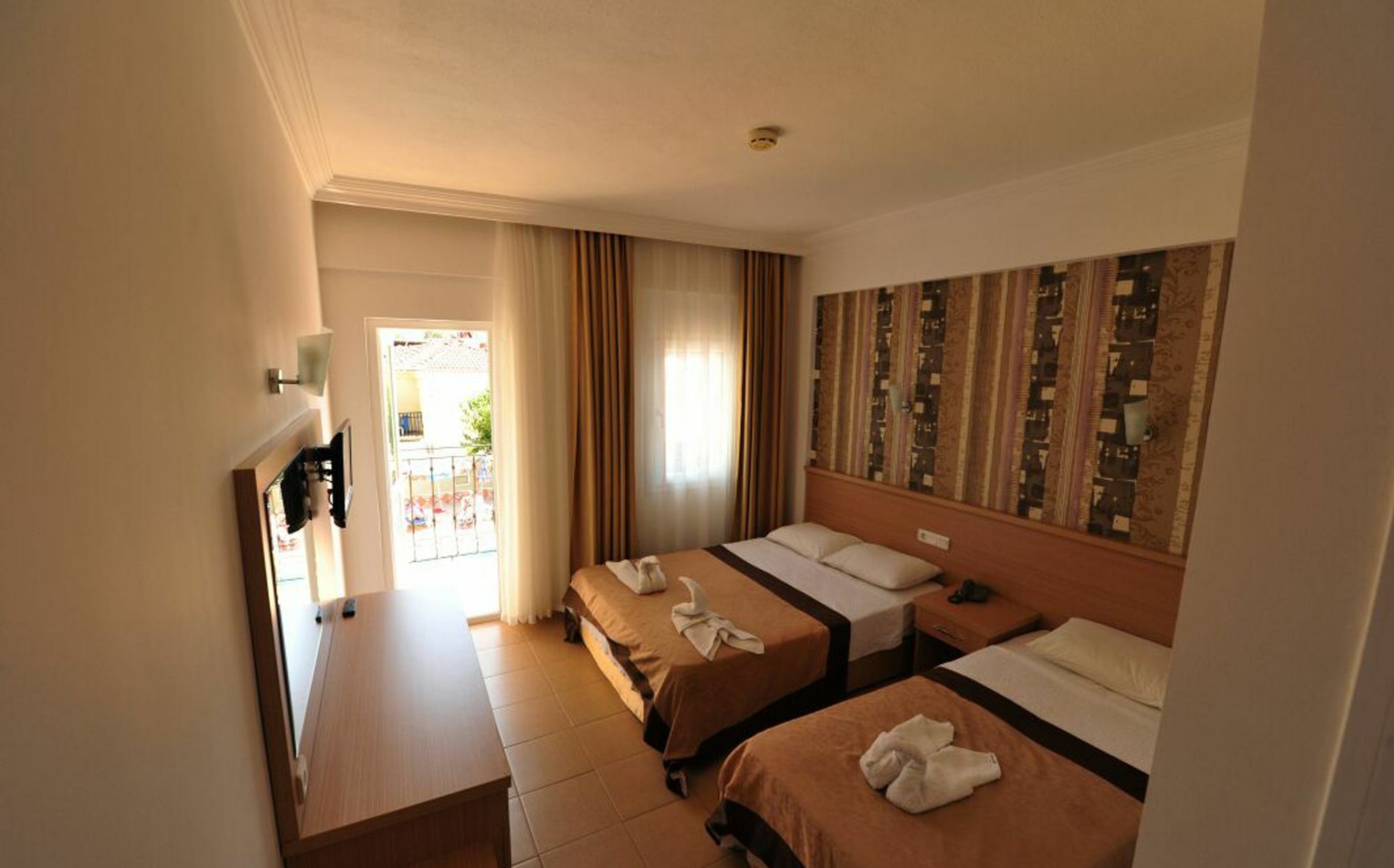 Taner Otel Ölüdeniz Buitenkant foto
